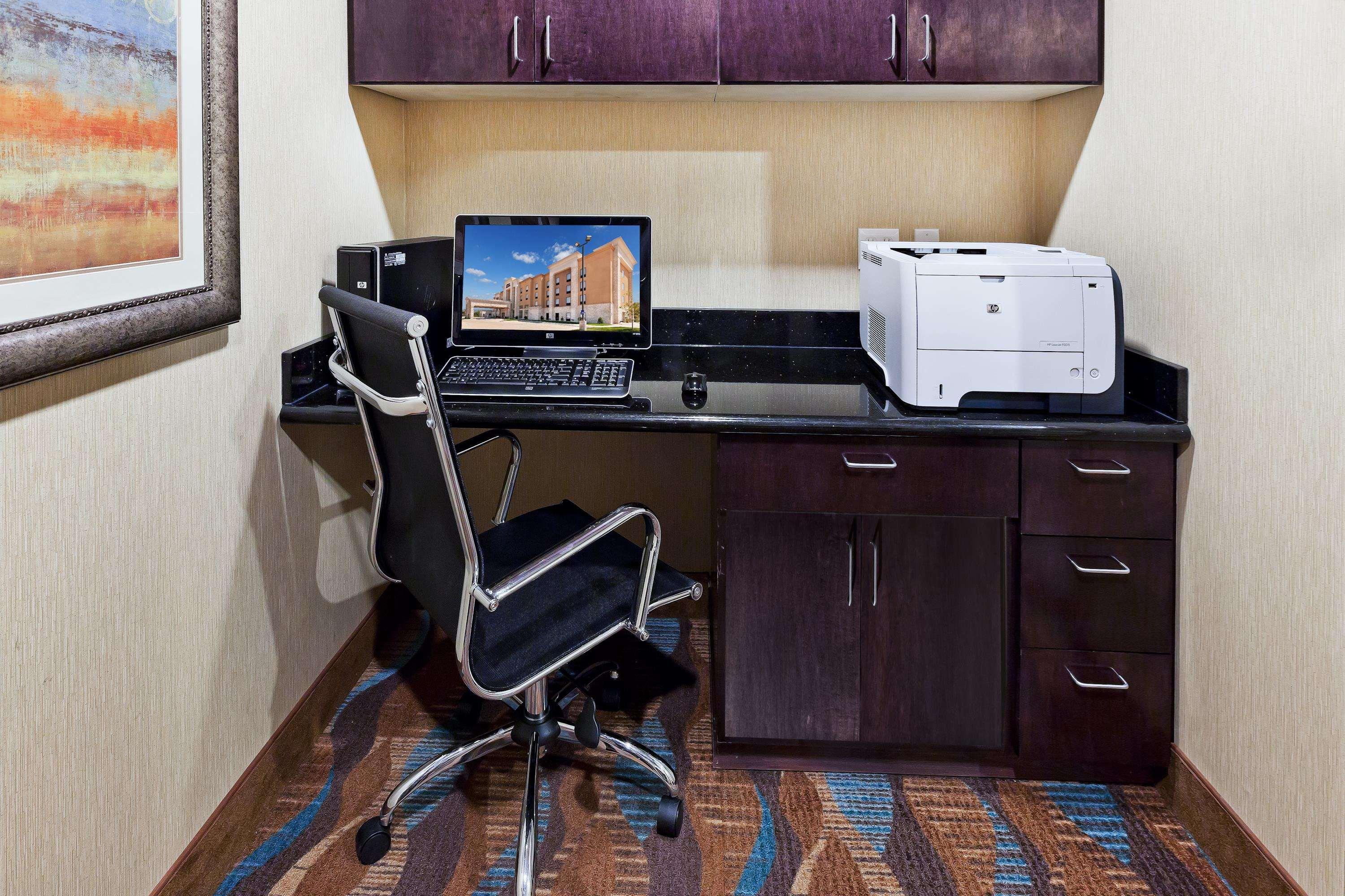 Hampton Inn & Suites Liberal Zewnętrze zdjęcie